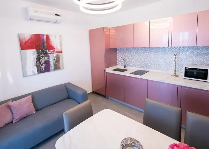 Apartament Bella *